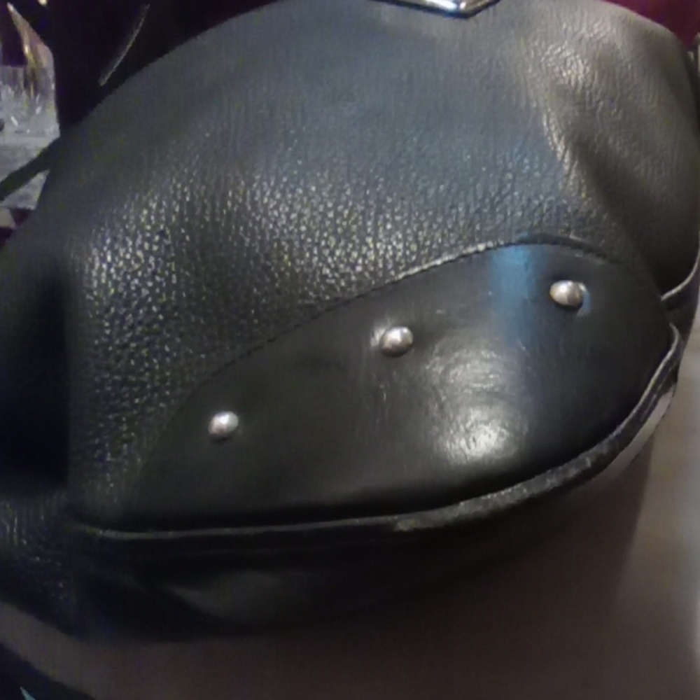 Handbag - Picture 2 of 6